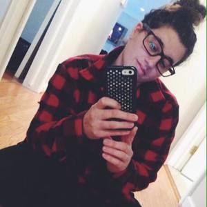 Meet your Posher, Jess